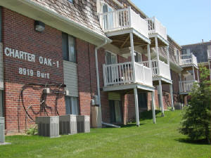 68114/Charter_Oak_Apartments_Omaha_NE.jpg