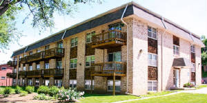 68124/29_Flats_Apartments_Omaha_NE.jpg