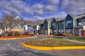 68124/Hiclory_Villa_Apartments_Omaha_NE.jpg