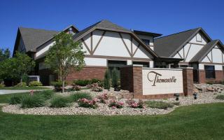 68127/ThomasvilleApartmentsOmaha.JPG