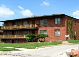 68127_Lakeview_Apartments/68127_Lakeview_Apartments_Omaha_NE.jpg